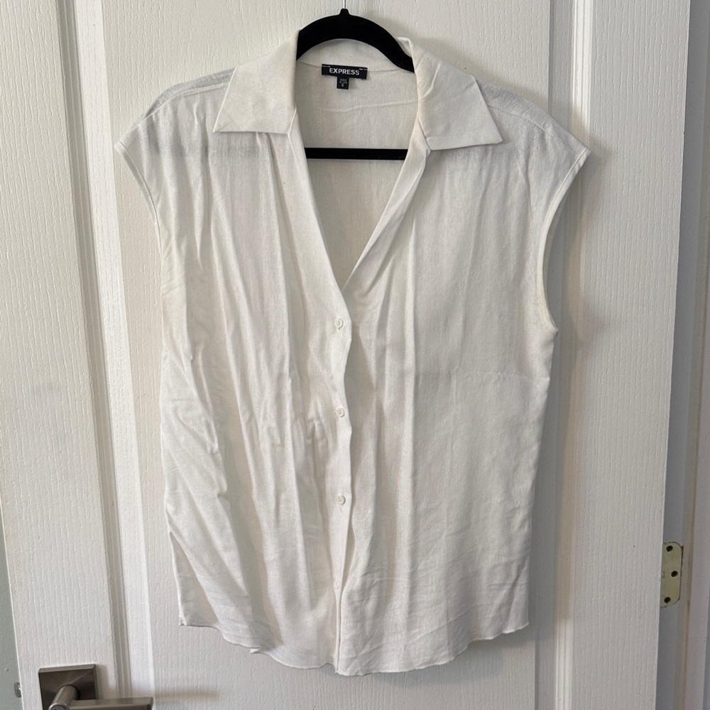 Express White Sleeveless Button-Down Shirt
